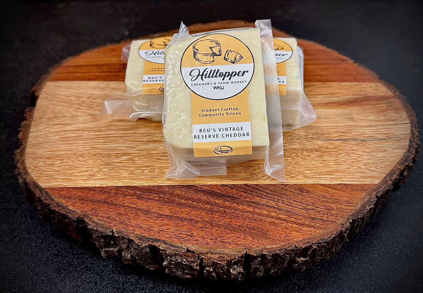 Cheddar-Vintage Maker's Reserve (Aged 2-5 years) 1/2 lb. Block